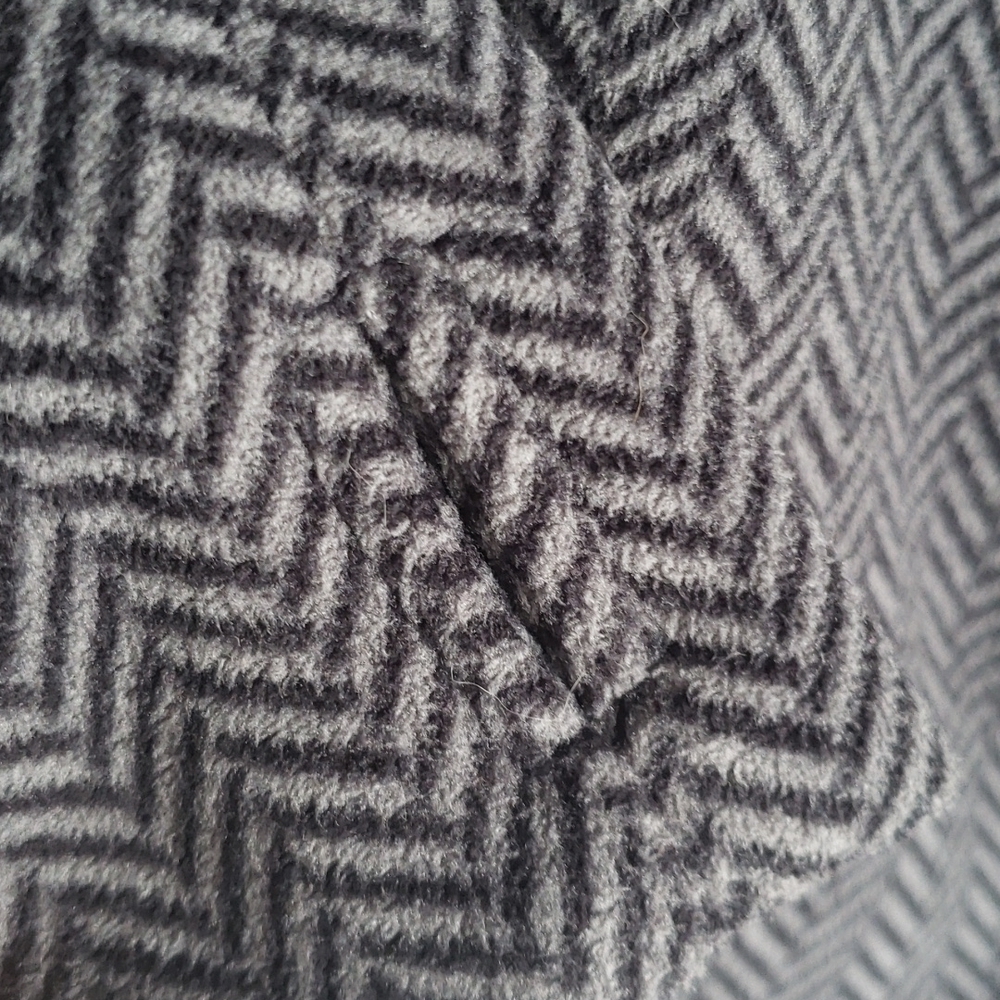 Bench Fleece Jacket - Picture 8 of 9